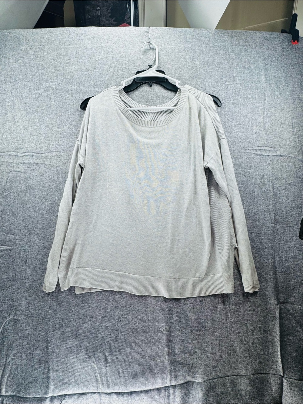 lululemon athletica Light Gray Crewneck Knit Sweatshirt